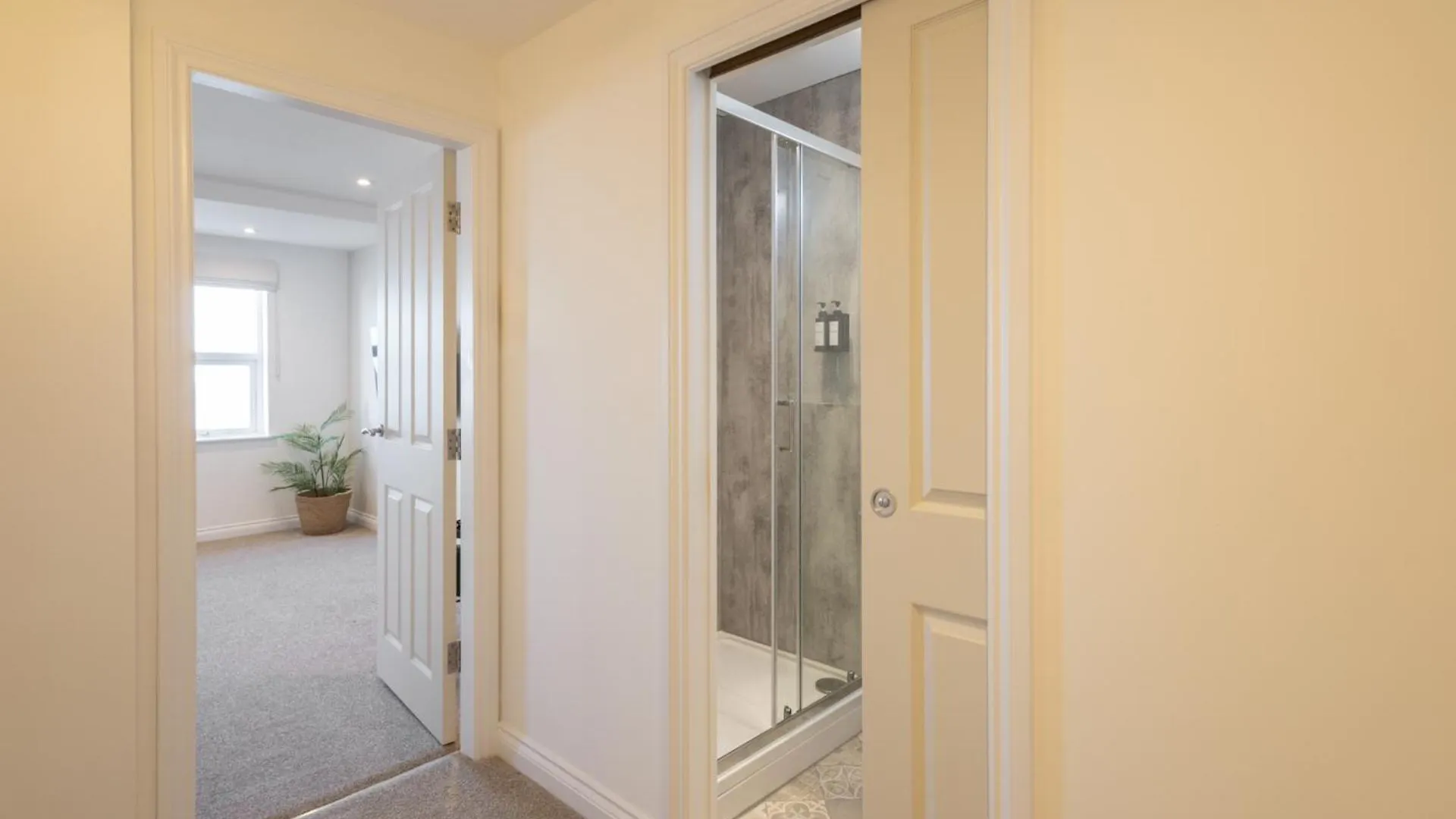 Apartment 5, King'S Court سكرابورو المملكة المتحدة